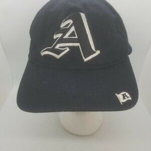 Vintage Oakland Athletics Oakland A's Embroidered Blue Hat Snapback Closure